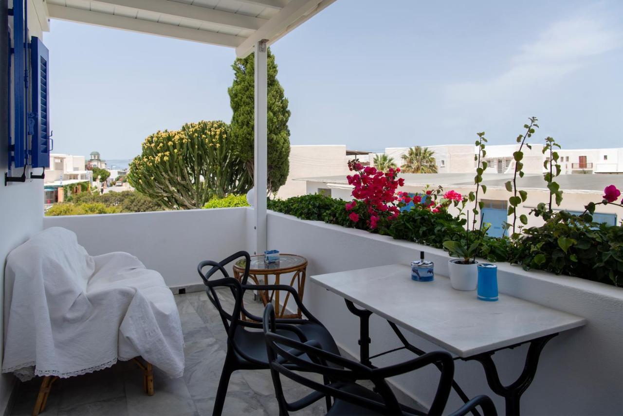 Ricos Two Bedroom House - Naoussa Paros Bagian luar foto
